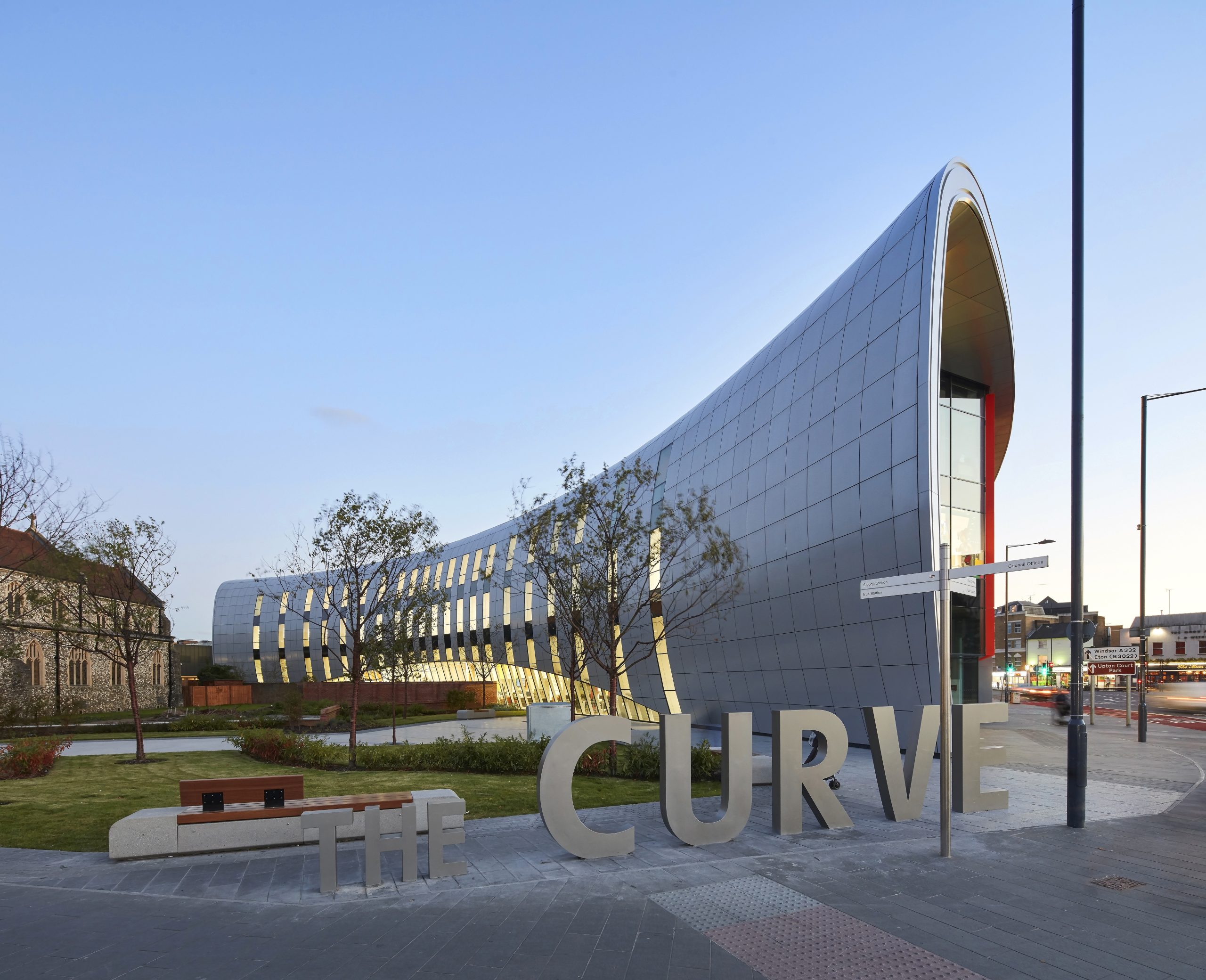 1 Colorminium The Curve ©Hufton+Crow 029 Fire Rated Cladding